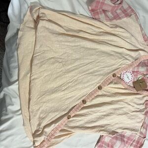 Umgee shirt size large new with tags Pink and Cream with lightweight plaid arms